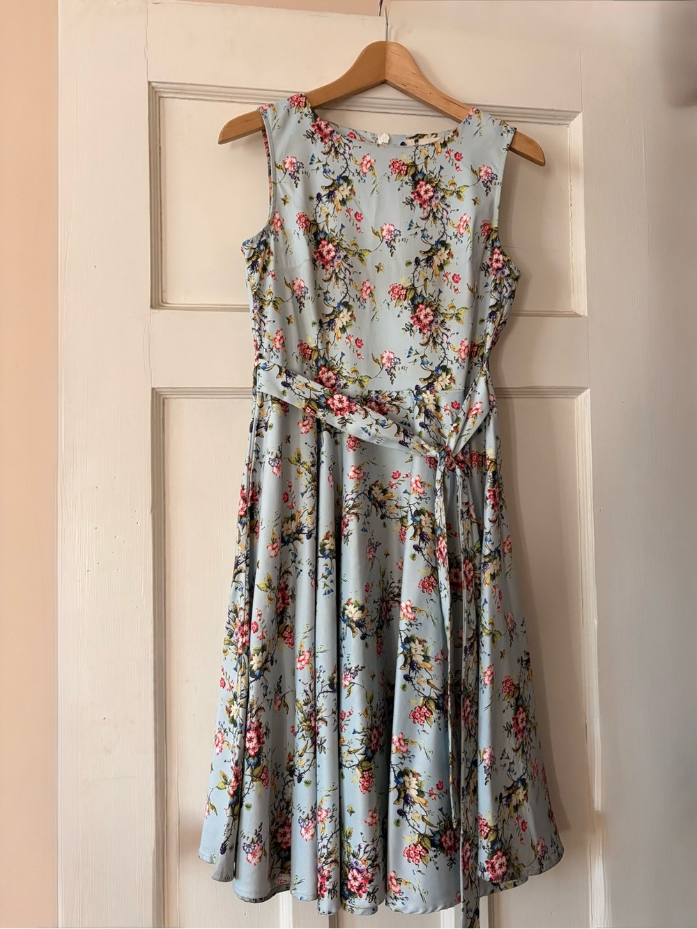 Sleeveless Light Blue Floral Midi Dress with Self-Tie Waist